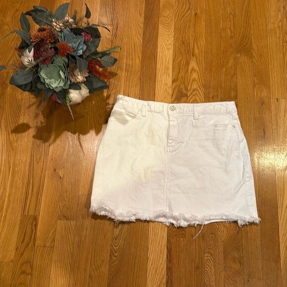 SZ 10 LILLY PULITZER WHITE DENIM SKIRT - Picture 4 of 8